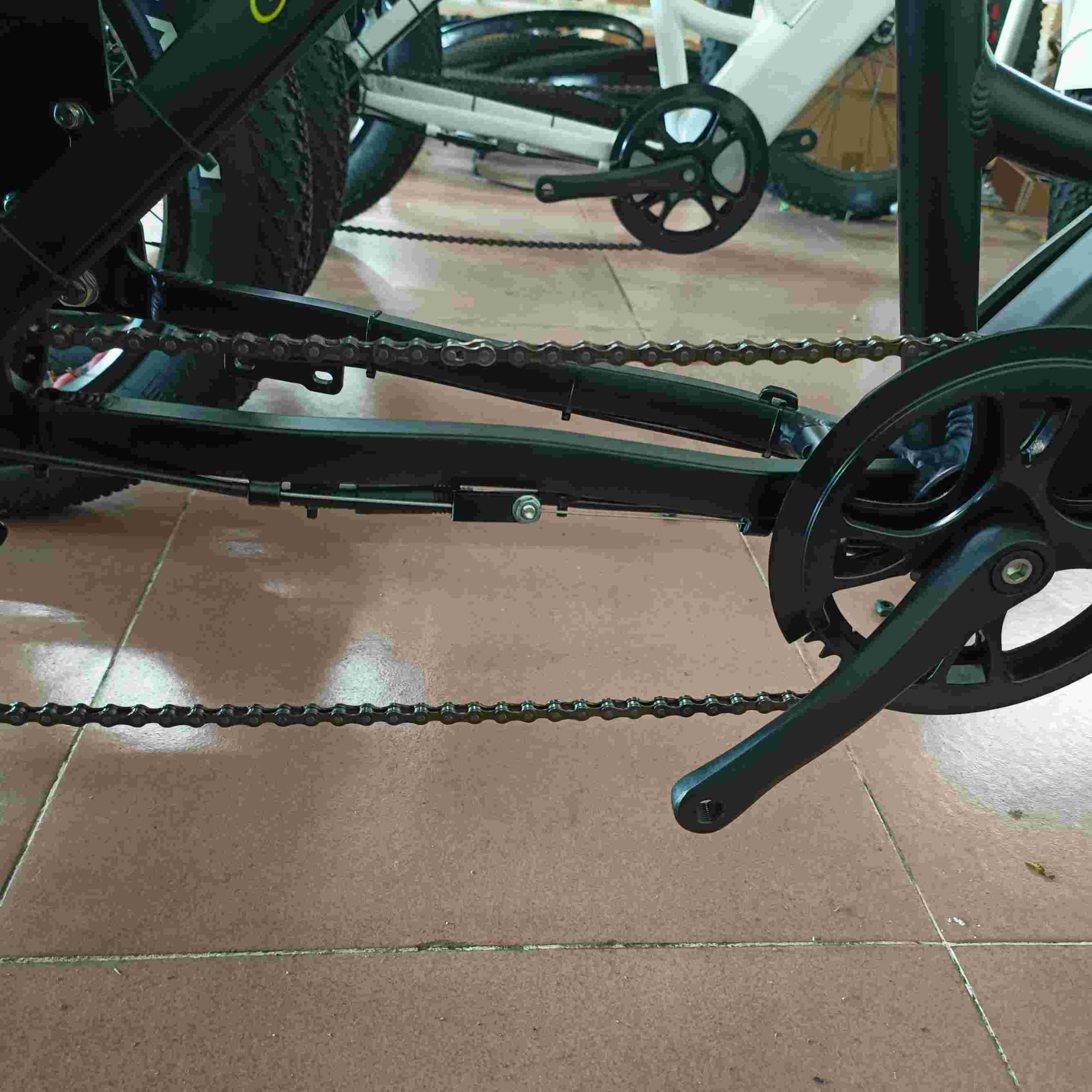 Wysokowydajny łańcuch do e-roweru – premium ze stali stopowej, niskie tarcie, uniwersalne dopasowanie do wszystkich rowerów elektrycznych 3 Wysokowydajny łańcuch do e-roweru – premium ze stali stopowej, niskie tarcie, uniwersalne dopasowanie do wszystkich rowerów elektrycznych - HOTEBIKE - 3